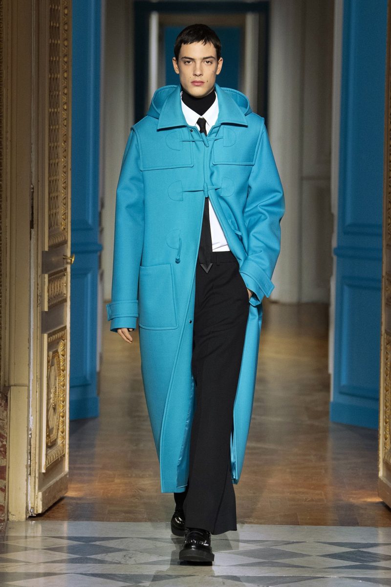 Paris Fashion Week: azzurro Valentino Paris Fashion Week: azzurro Valentino