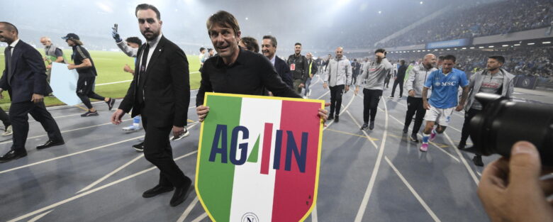 Antonio Conte lascia il Napoli dopo lo scudetto: in arrivo Allegri