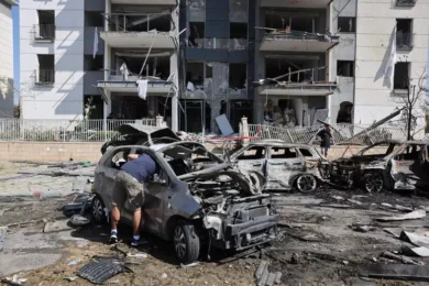 Israele-Iran, Teheran blocca i negoziati: tensione alle stelle mentre continuano gli attacchi